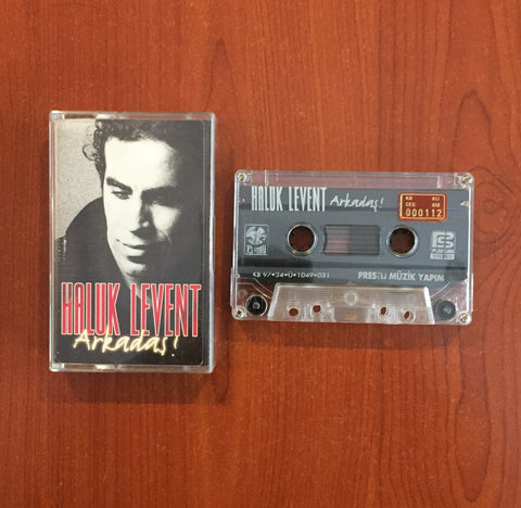 Haluk Levent / Arkadaş!, Kaset