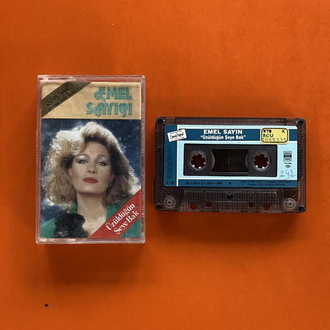 Emel Sayın / Üzüldüğün Şeye Bak, Kaset