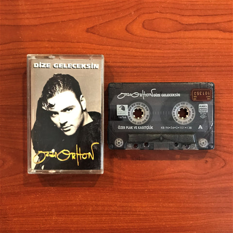 Ozan Orhon / Dize Geleceksin, Kaset