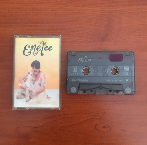 Emel / Emel'ce, Kaset